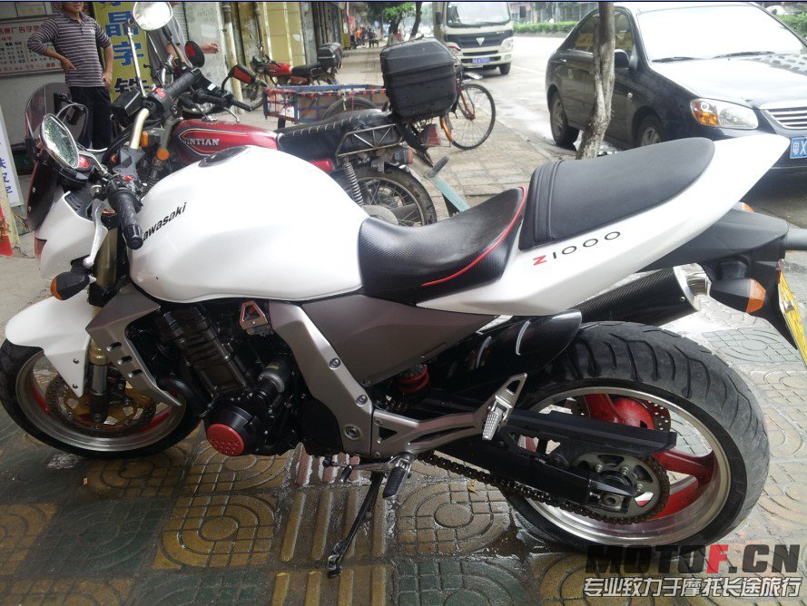 QQ图片20131015230332.jpg