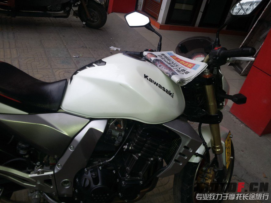 QQ图片20131015230440.jpg