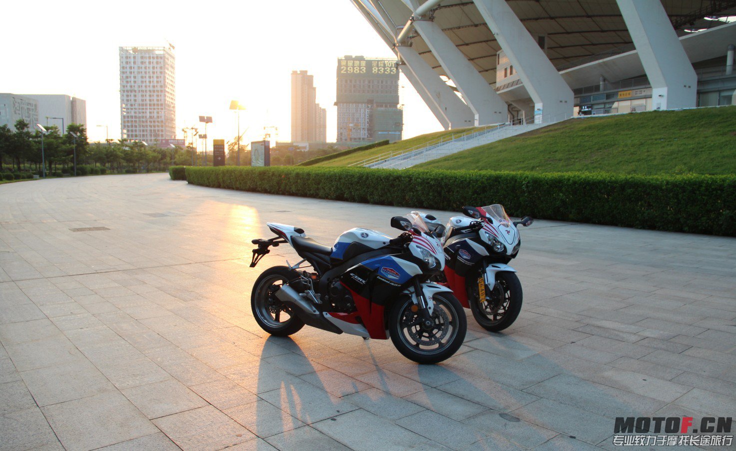 QQ图片20131017011943.jpg