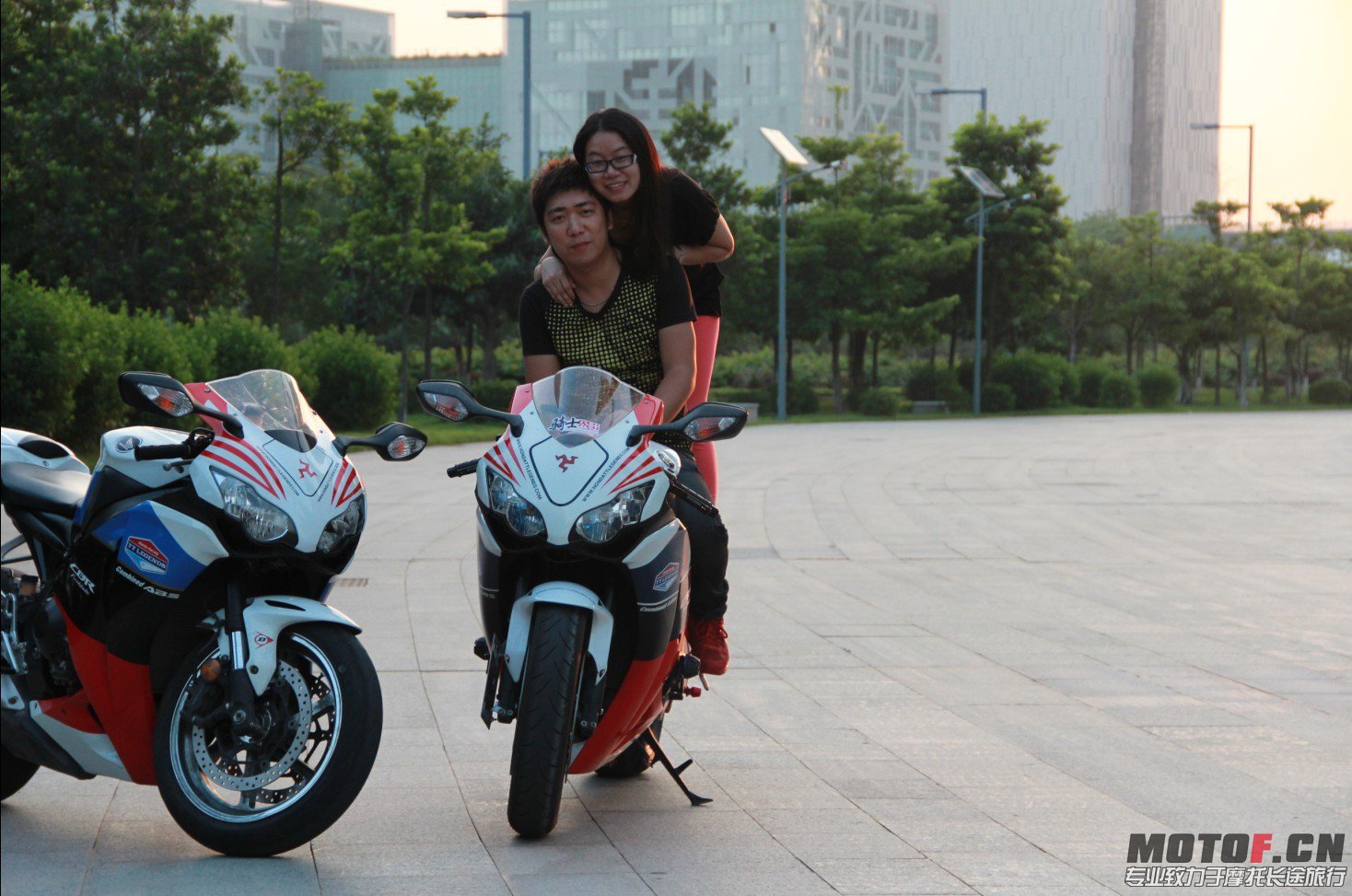 QQ图片20131017012223.jpg