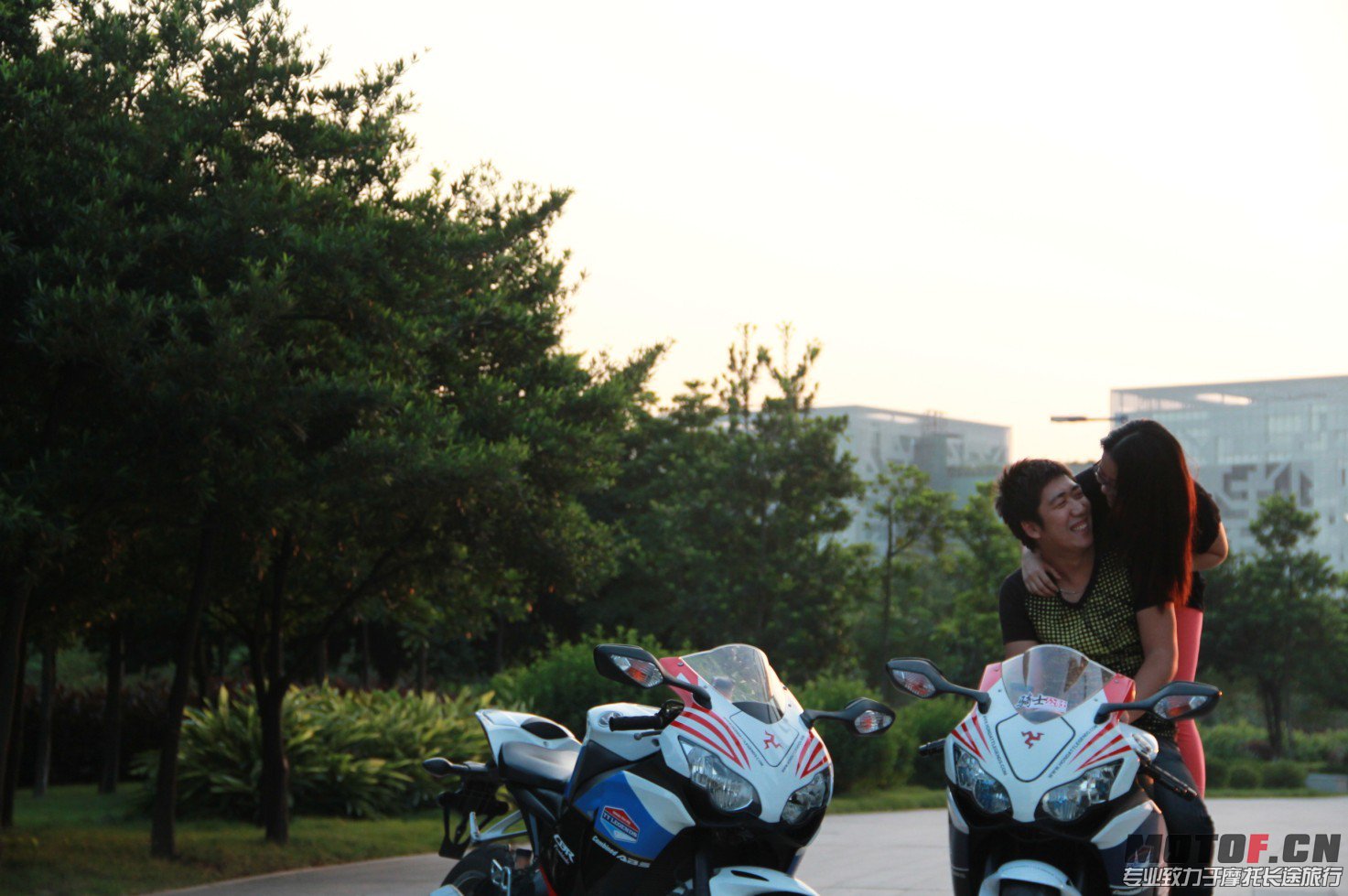 QQ图片20131017012235.jpg