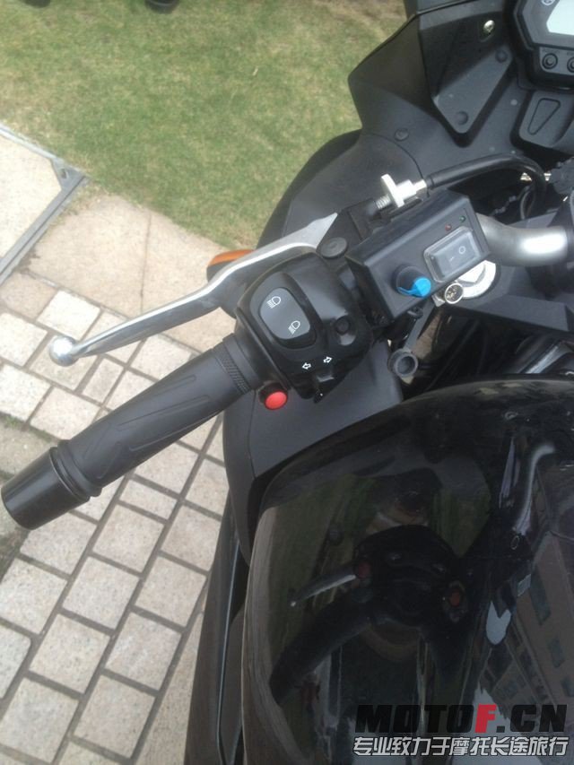 QQ图片20131017094642.jpg