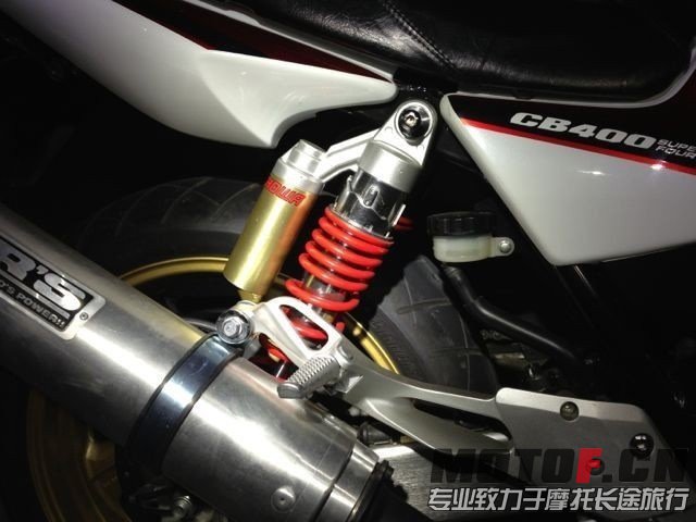 cb400`.jpg
