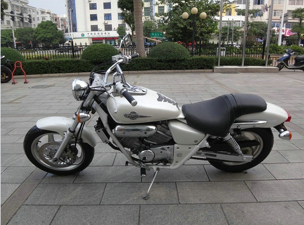 QQ图片20131020112923.jpg