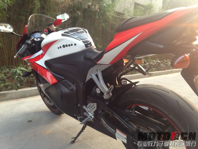 QQ图片20131020194431.jpg