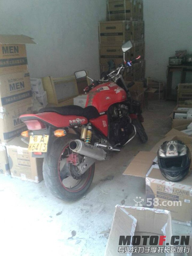 CB400