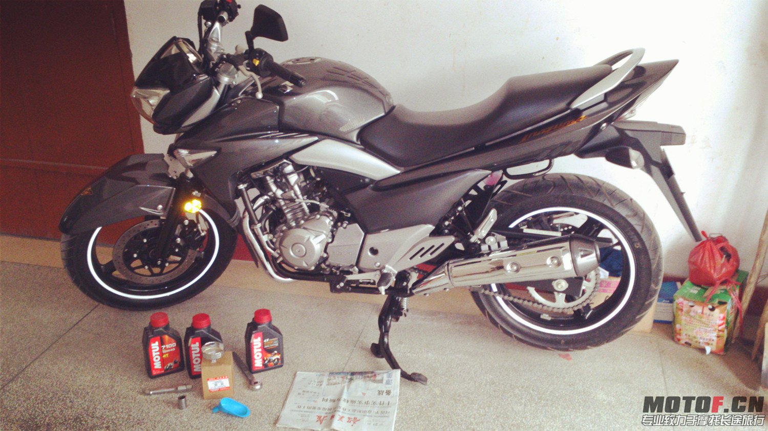 喝motul7100