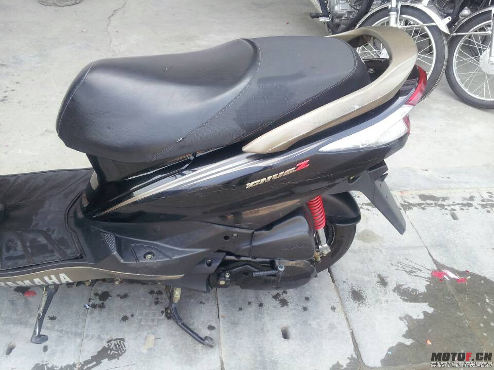 QQ图片20131023213202.jpg