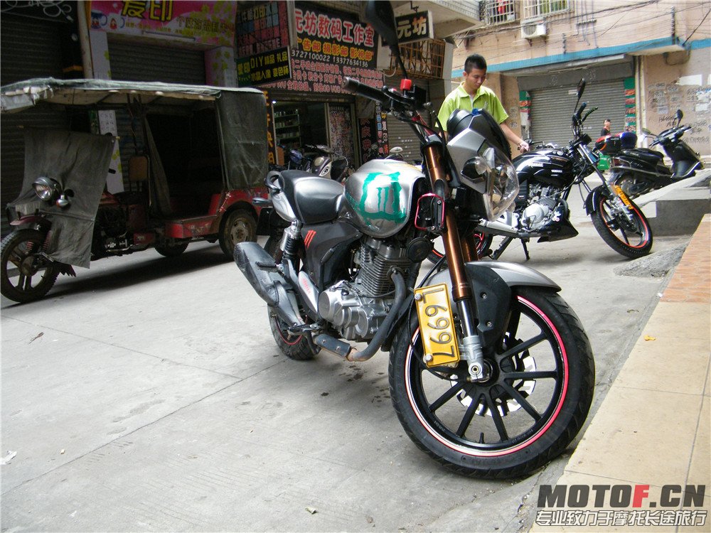 DSCF2090.jpg