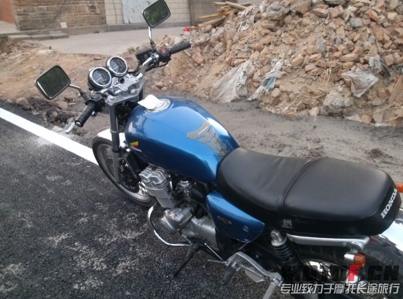 QQ图片20131026180542.jpg