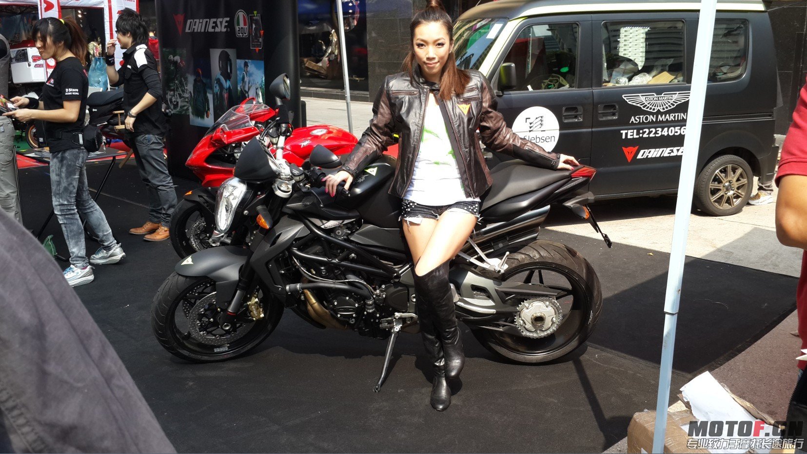 QQ图片20131029224636.jpg