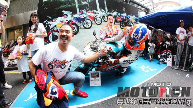 2013_2STROKE_HK_BIKESHOW_33.jpg