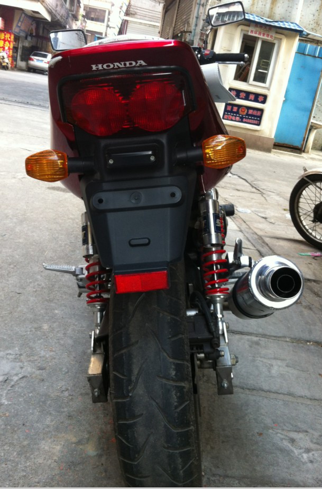 QQ图片20131031174914.jpg