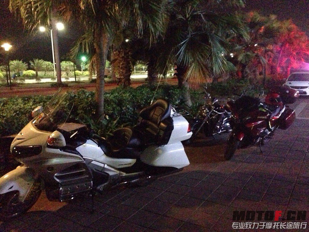 QQ图片20131101092516.jpg