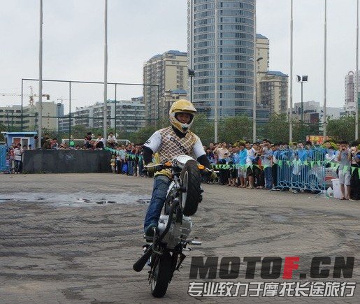 QQ截图20131102210340.jpg