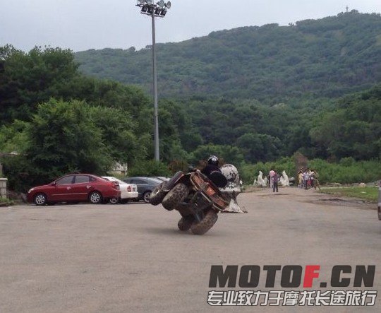 QQ截图20131102210305.jpg