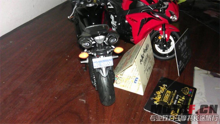 QQ截图20131104225713.jpg