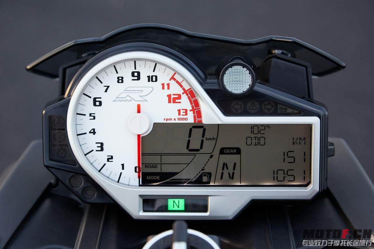 BMW S1000R 14  11.jpg