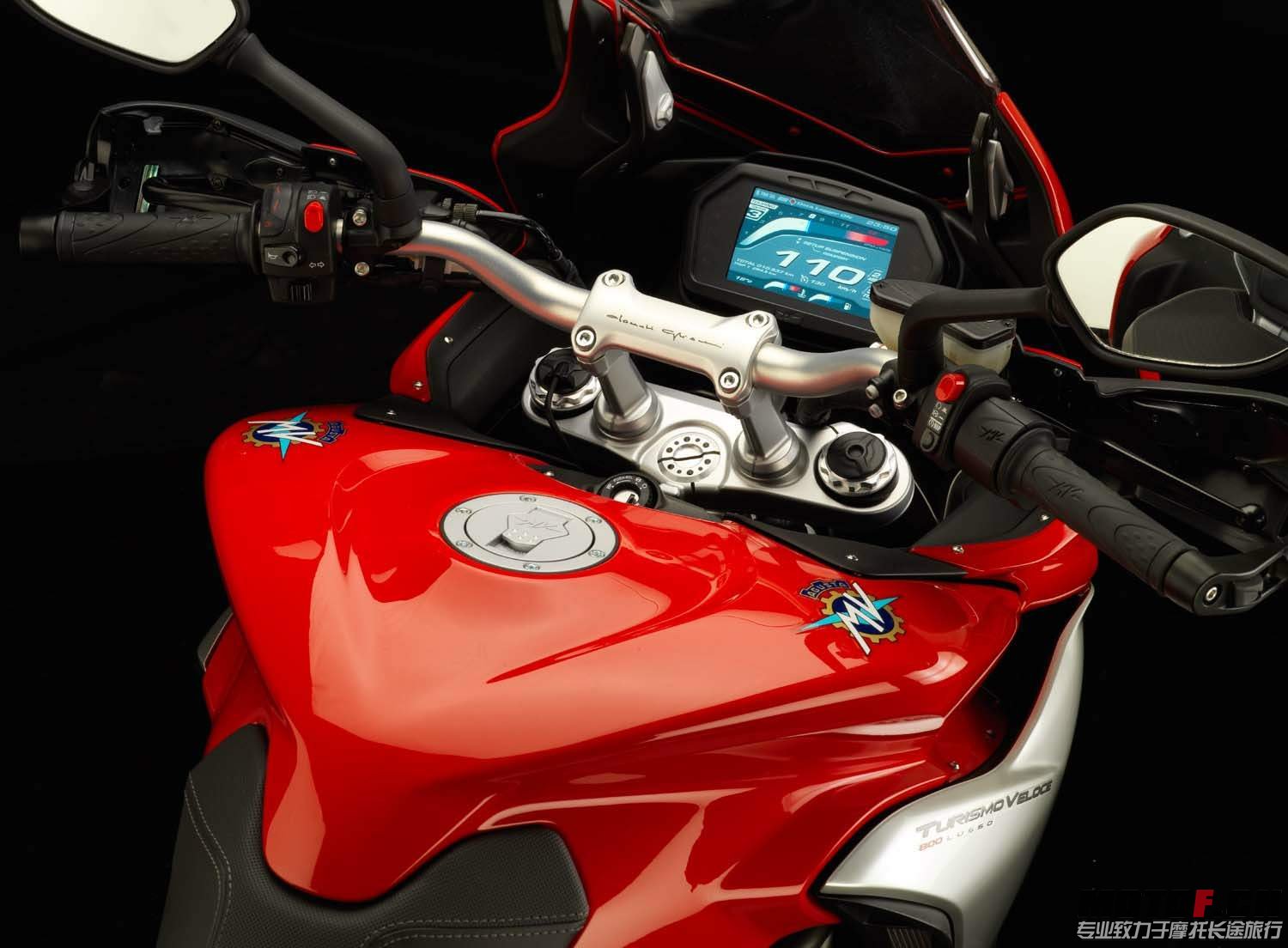 MV Agusta Turismo Veloce 800 14  2.jpg