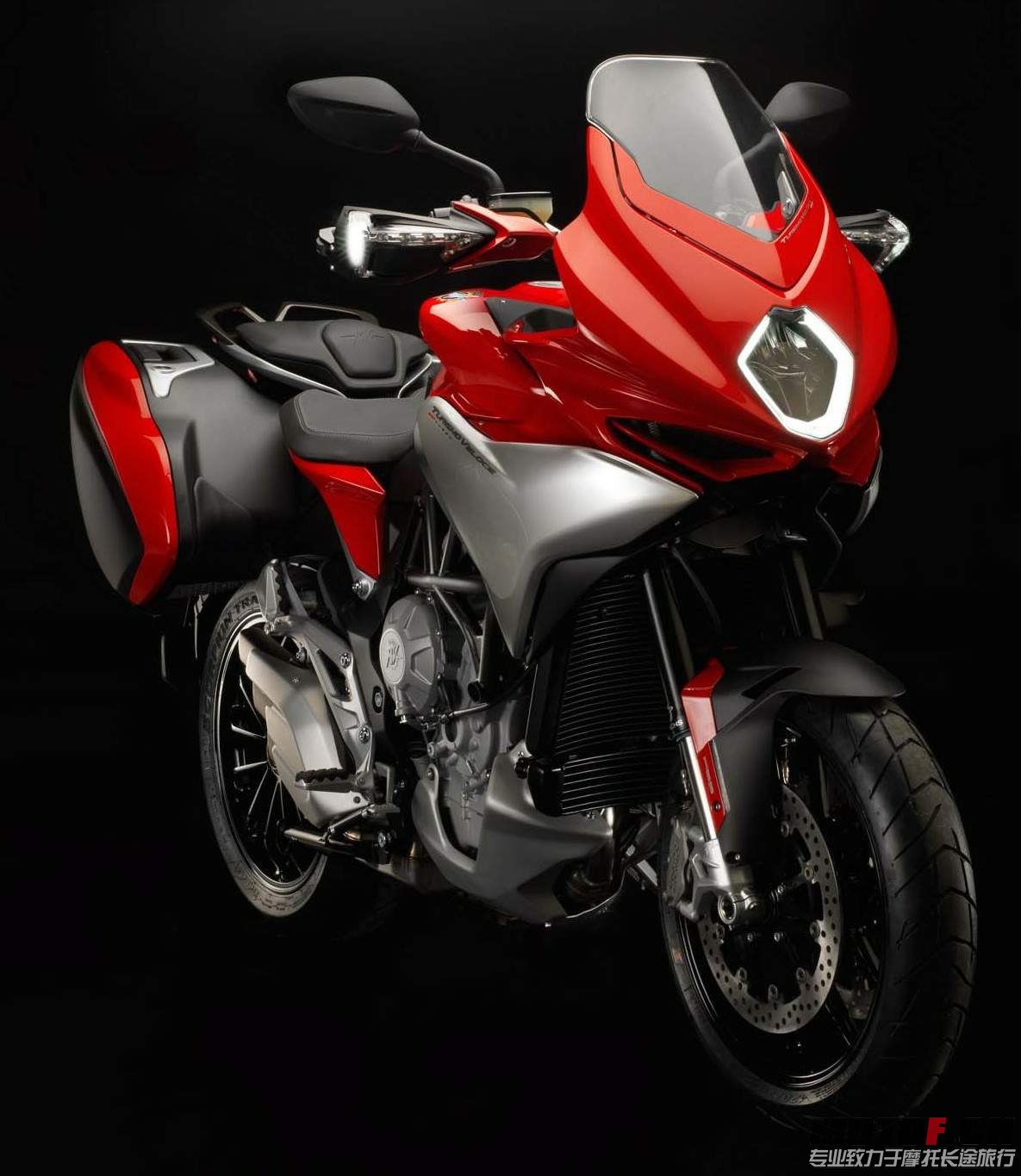 MV Agusta Turismo Veloce 800 14.jpg