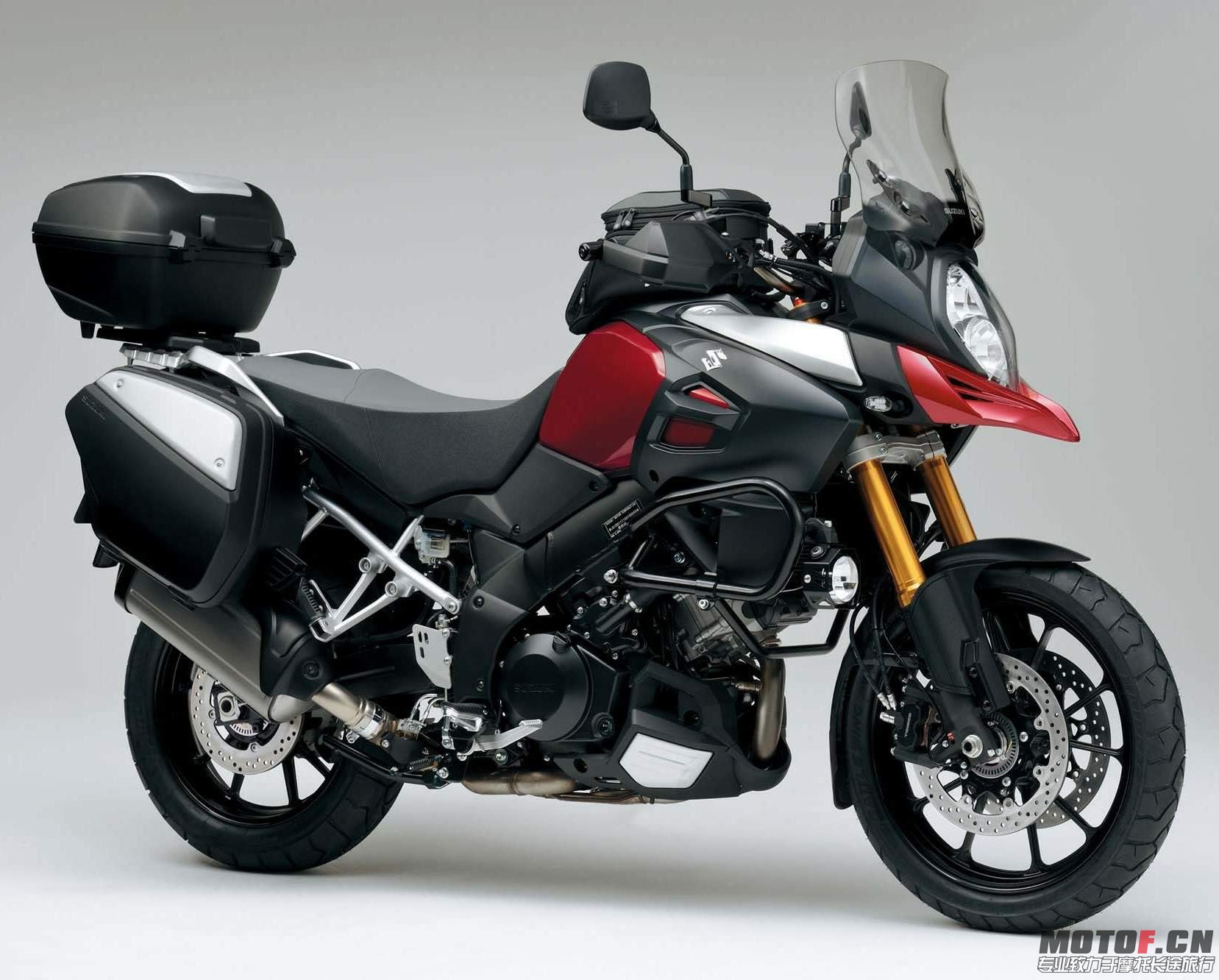 Suzuki V-Strom 1000 14  3.jpg