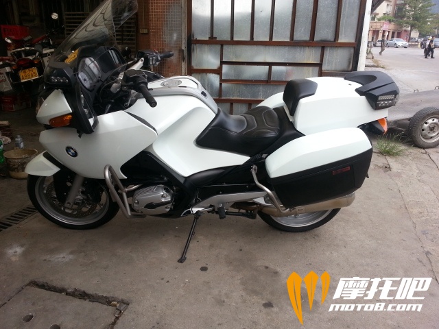 201143ut1nt2fcne940v70.jpg
