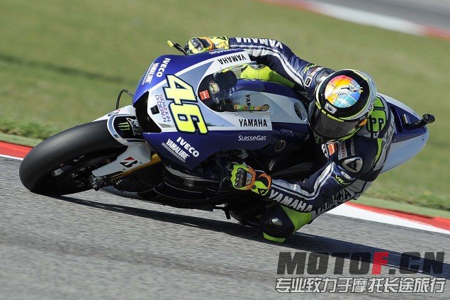 Valentino-Rossi-Misano-Helmet-wish-you-were-here-13-635x423.jpg