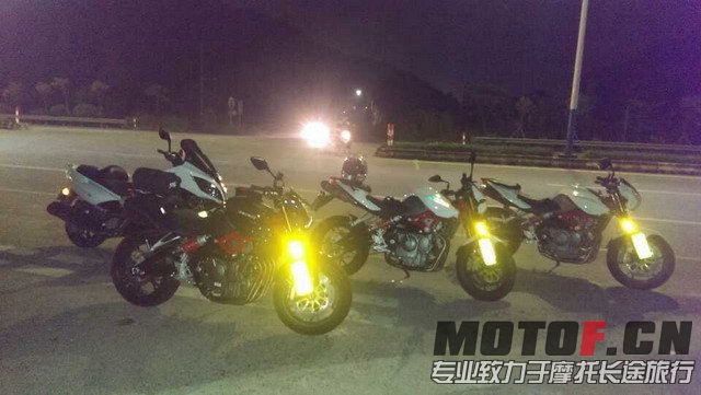夜跑滨江