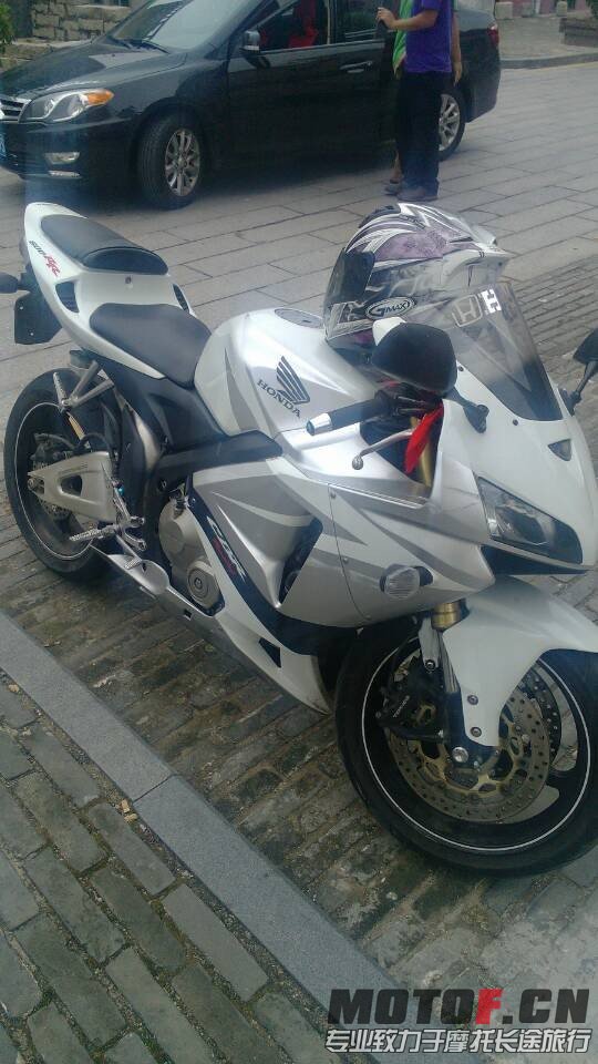 QQ图片20131114133819.jpg