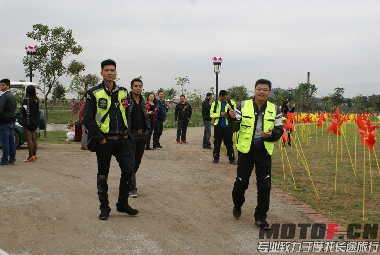 QQ图片20131115112642.jpg