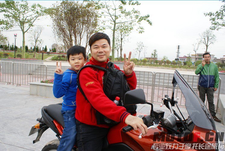 QQ图片20131115112805.jpg