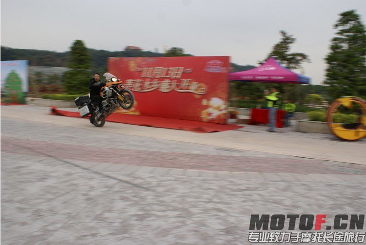 QQ图片20131115112825.jpg