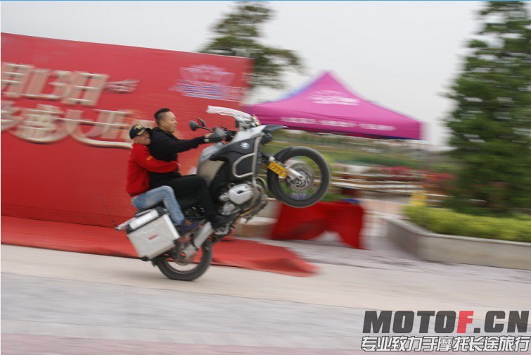 QQ图片20131115112841.jpg