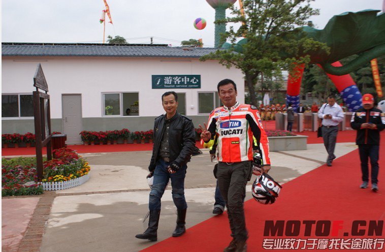 QQ图片20131115112910.jpg