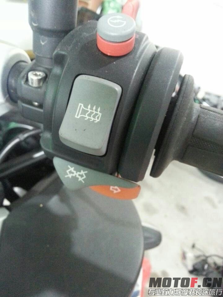 QQ图片20131115002635.jpg