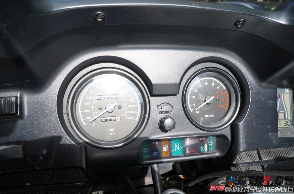 102425m0c54z944kaooak4.jpg