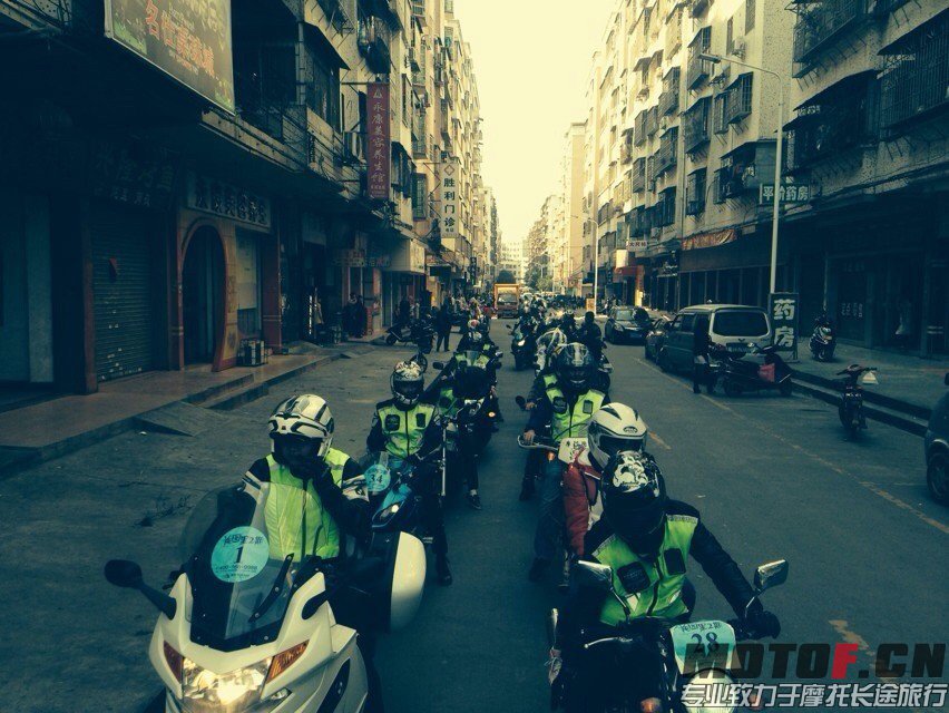QQ图片20131117095755.jpg