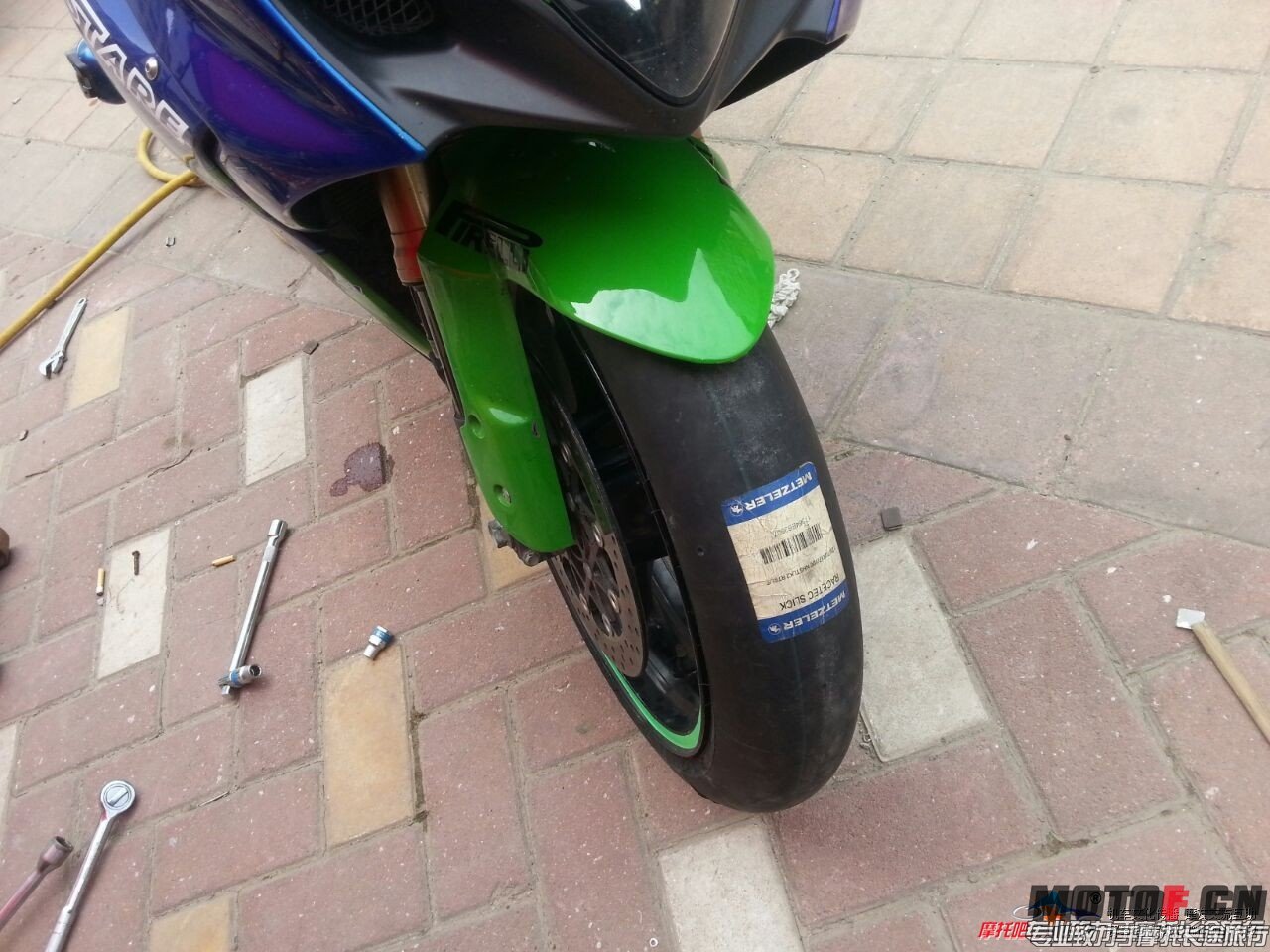 190549rf2tmx3ptd8a7lxg.jpg