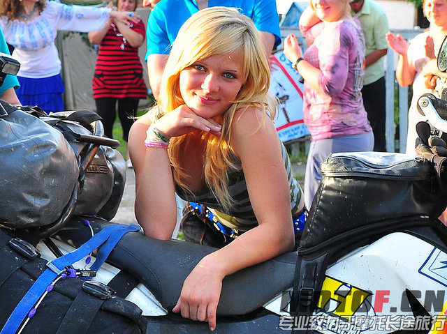 192911fmx718cr1cc86661.jpg