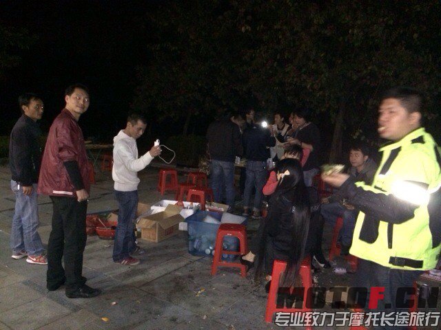 QQ图片20131126162008.jpg