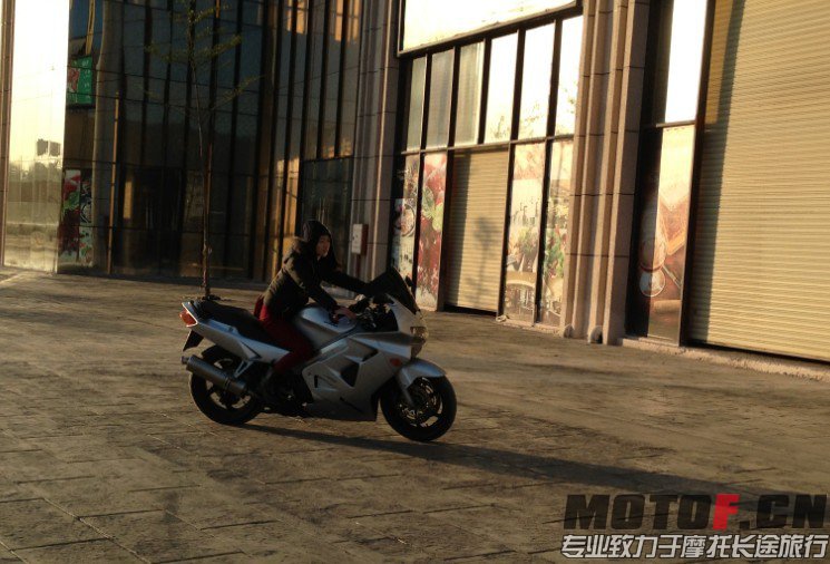 QQ图片20131129174312.jpg