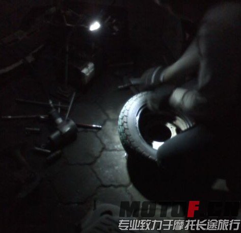 QQ图片20131201001330.jpg