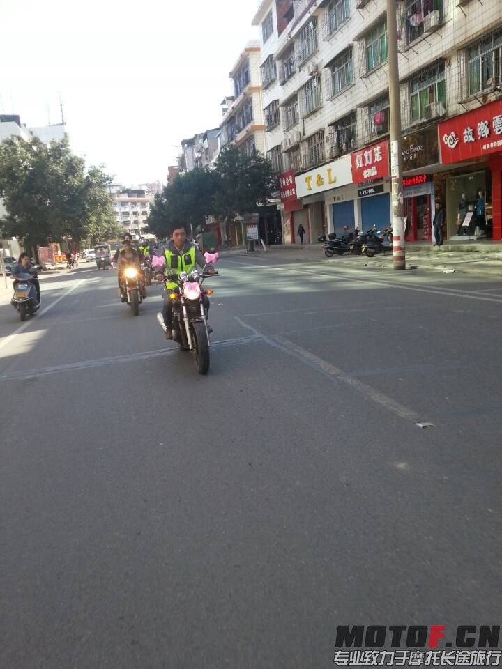QQ图片20131201184019.jpg