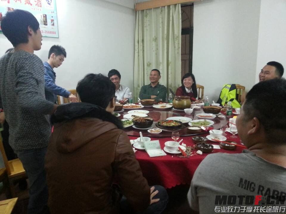 QQ图片20131201183838.jpg