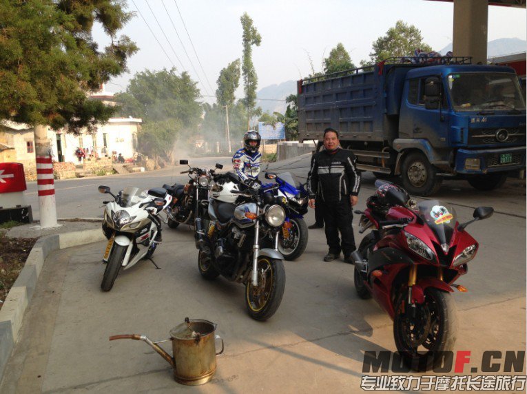 QQ图片20131201213541.jpg