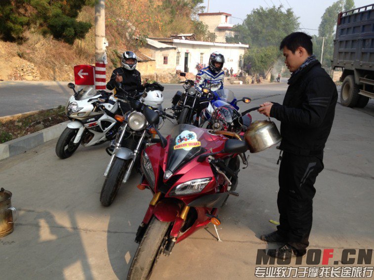 QQ图片20131201213556.jpg