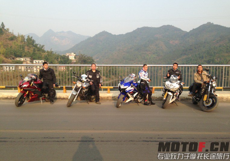 QQ图片20131201213755.jpg