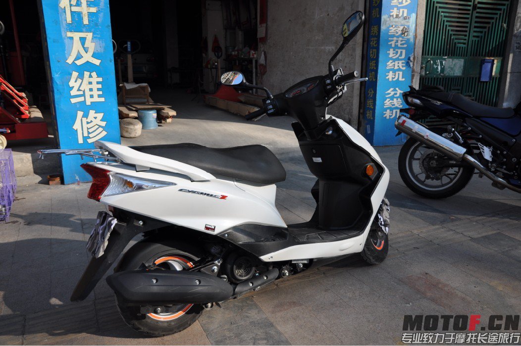 QQ图片20131203095952.jpg