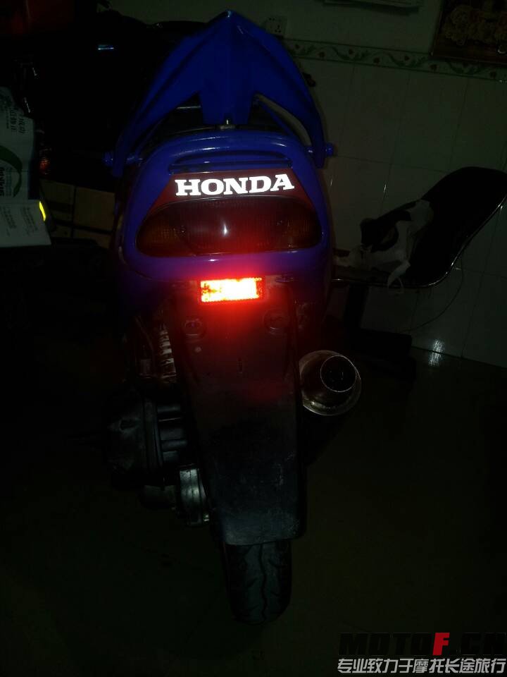 QQ图片20131204183523.jpg