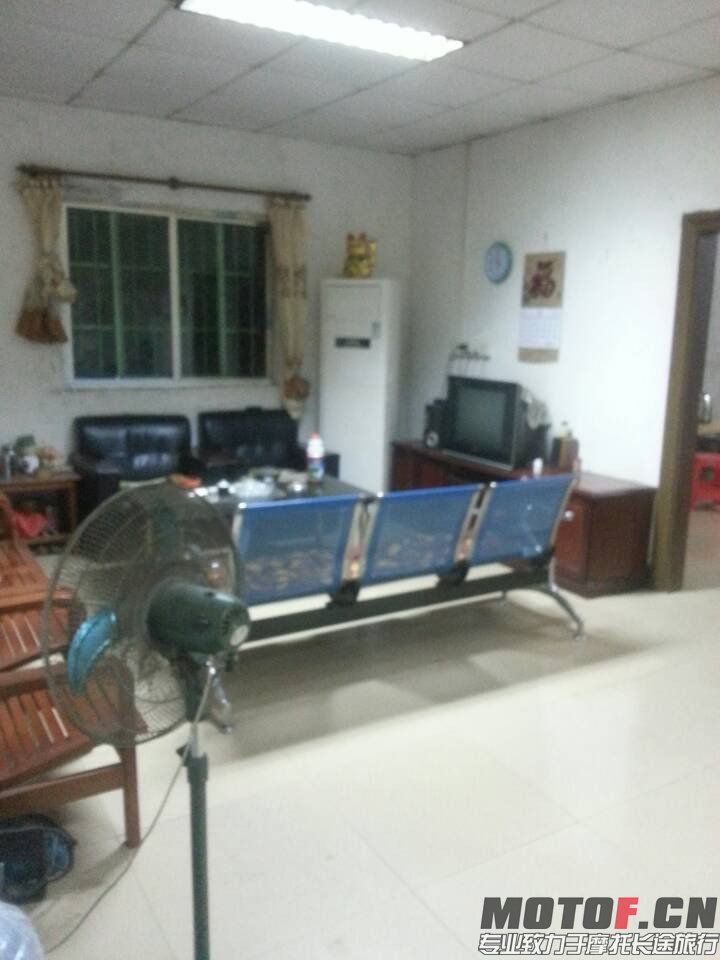 QQ图片20131206184044.jpg